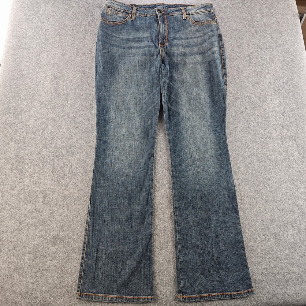 Aura from the Women at Wrangler Bootcut Jeans Women 16 Tall Blue Denim Stretch